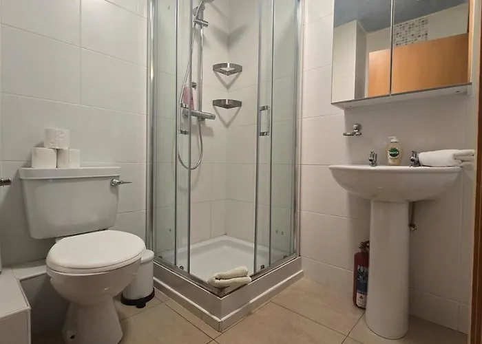 Apartament Great 2 Bed, 2 Bath Apartment, River & Views