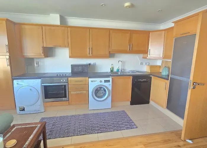 Great 2 Bed, 2 Bath Apartment, River & Views Appartement Galway